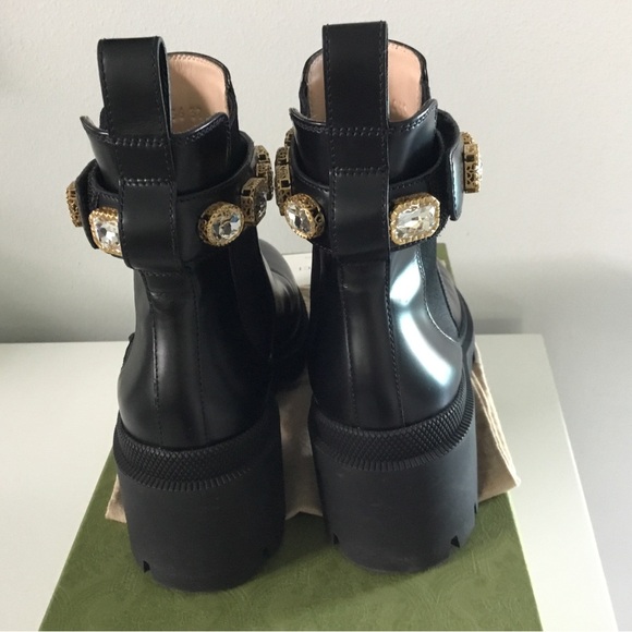 Gucci Leather Boots with Crystal  And GG Logo Ankle Belt - Picture 14 of 16
